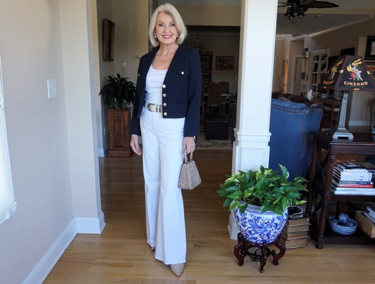 Making Black Pants Fresh & Springy: 7 Work Outfit Ideas - The Mom Edit